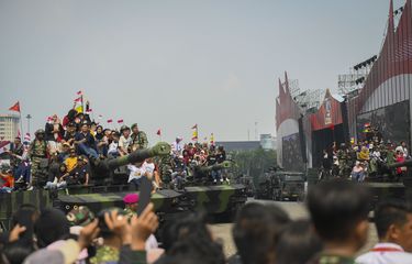 Jelang HUT ke-80 TNI, Monas Berubah Jadi Pangkalan Militer